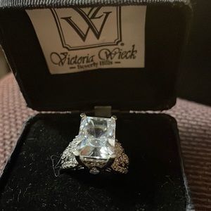 Victoria Wieck Ring
